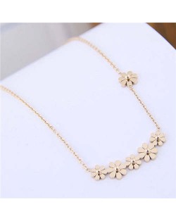 Wholesale Jewelry Sweet Little Daisy High Fashion Titanium Costume Necklace - Golden