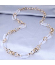 Unique Design Wholesale Jewelry Acrylic with Alloy Long Sweater Chain Women Costume Necklace - White