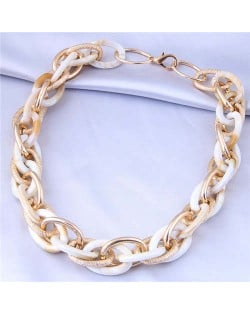 U.S. Fashion Wholesale Jewelry Mix Color Weaving Style Bold Chain Short Statement Necklace - White