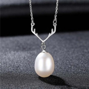 Unique Design Wholesale 925 Sterling Silver Jewelry Lucky Antlers Pearl Pendant Necklace - White