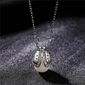 Korean Fashion Wholesale 925 Sterling Silver Jewelry Ladybug Natural Pearl Pendant Necklace - White