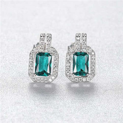 High end wholesale jewelry shop