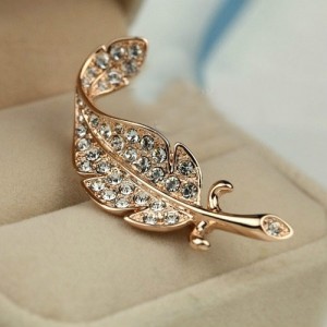 Rhinestone Inlaid Gorgeous Feather 18K Rose Gold Brooch