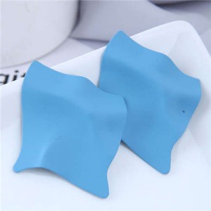 Wholesale Jewelry Unique Three-dimensional Modeling Irregular Bold Fashion Women Earrings - Blue