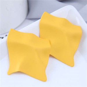 Wholesale Jewelry Unique Three-dimensional Modeling Irregular Bold Fashion Women Earrings - Yellow