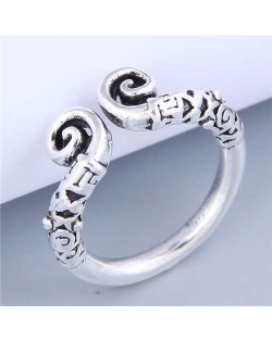 Simple Design Wholesale Jewelry Goat Horn Open-end Vintage Alloy Ring