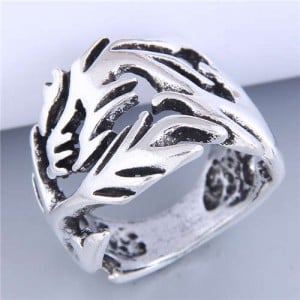 Vintage Style Wholesale Jewelry Hollow-out Seaweed Bold Fashion Man Alloy Ring