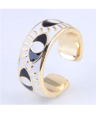 Popular Contrasting Colors Eyes Design Wholesale Jewelry Gold Plated Alloy Ring - White