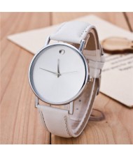 High Fashion Scaleless Design Wrist Watch - White