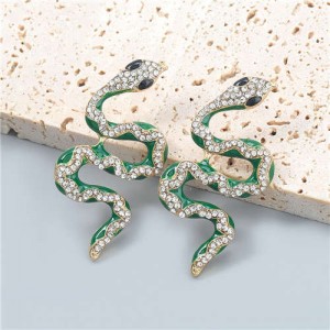 Vintage Style Animal Jewelry Wholesale Snake Shape Design Rhinestone Inlaid Women Alloy Oil-spot Glazed Earrings - Green