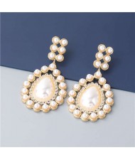 Rhinestone Embellished Artificial Pearl Design Round Shape Korean Fashion Wholesale Women Earrings - Golden