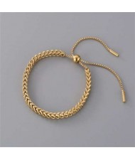 Vintage Straw Weaving Chain Hollow-out Design Wholesale Stainless Steel Bracelet - Golden