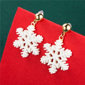 Classic Design Snowflake Christmas Gorgeous Decorated Women Oil-Spot Glazed Wholesale Earrings - White