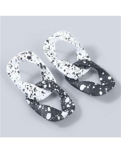 Rhombus Shape Black and White Spots Irregular Design Wholesale Fashion Women Resin Earrings