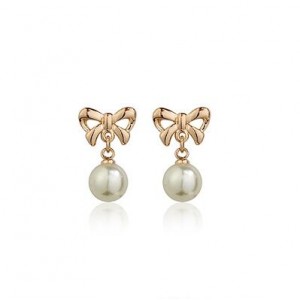 Classic Simple Design White Preal Earrings