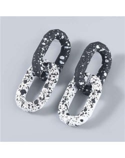 Hip-hop Black and White Unique Chain Design Wholesale Jewelry Women Resin Earrings