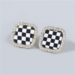 Minimalist Fashion Checkered Wholesale Jewelry Rhinestone Rimmed Vintage Women Ear Studs - Square
