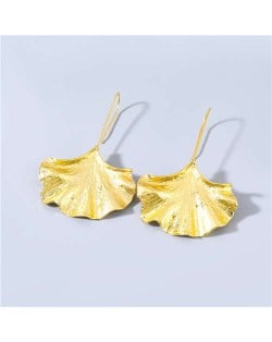 Vintage Fashion Apricot Leaf Shape Minimalist Design Women Fish Hook Wholesale Earrings - Golden