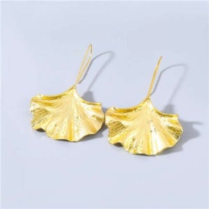 Vintage Fashion Apricot Leaf Shape Minimalist Design Women Fish Hook Wholesale Earrings - Golden