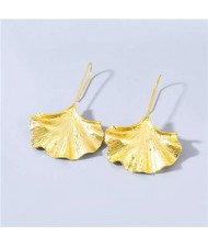 Vintage Fashion Apricot Leaf Shape Minimalist Design Women Fish Hook Wholesale Earrings - Golden
