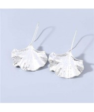 Vintage Fashion Apricot Leaf Shape Minimalist Design Women Fish Hook Wholesale Earrings - Silver