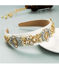 Royal Flower Inlaid Rinestone European Fashion Women Hair Hoop - Beige