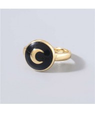 Street Fashion Oil-spot Glazed Round Shape Moon Design Women Hip-hop Ring - Black