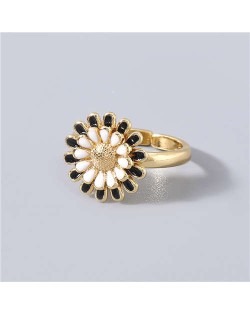 Adorable Sweet Flower Korean Fashion Women Oil-spot Glazed Wholesale Open-end Ring - White and Black