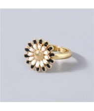 Adorable Sweet Flower Korean Fashion Women Oil-spot Glazed Wholesale Open-end Ring - White and Black