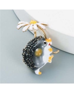 U.S. Fashion Hedgehog Little Daisy Combo Design Women Alloy Brooch - White