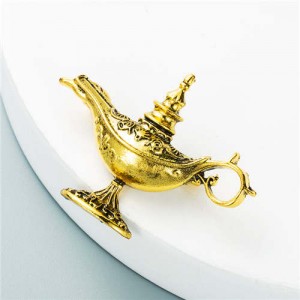 U.S. Vintage Magic Lamp Unique Design Women Fashion Alloy Brooch - Golden