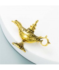 U.S. Vintage Magic Lamp Unique Design Women Fashion Alloy Brooch - Golden