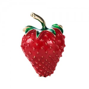 Korean Fashion Creative Cute Strawberry Design Women Alloy Brooch