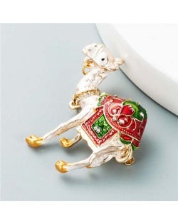 Western Style Animal Jewelry Wholesale Vintage Camel Rhinestone Inlaid Statement Design Women Brooch - Red
