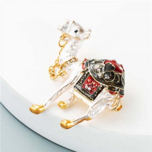 Western Style Animal Jewelry Wholesale Vintage Camel Rhinestone Inlaid Statement Design Women Brooch - Black