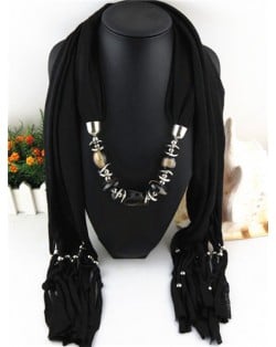 Fashionable Multiple Gems Pendants Exaggerating Scarf Necklace - Black