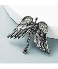 European and U.S. High Fashion Angel Wings Rhinestone Inlaid Minimalist Design Women Alloy Brooch - Gun Black