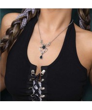 Halloween Jewelry Wholesale Three-dimensional Spider Modeling Women Statement Necklace - Black