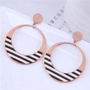 Black and White Stripes Circle Bold Fashion Women Titanium Steel Hoop Wholesale Earrings