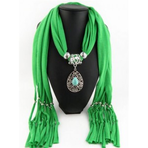 Trendy Metal Water Drop Pendant Scarf Necklace - Green