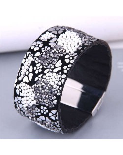 Unique Design Black and White Gravel Decorated Women Wide Style PU Bangle