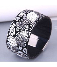 Unique Design Black and White Gravel Decorated Women Wide Style PU Bangle