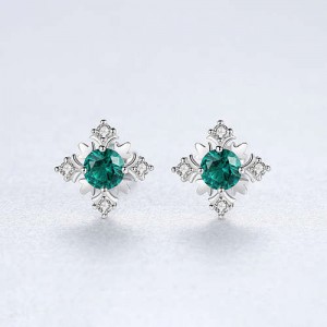 Glistening Cubic Zirconia Snowflake Design Wholesale 925 Sterling Silver Earrings - Green