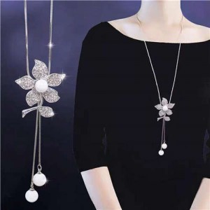 Elegant Style Glistening Flower Pendant Tassel Sweater Chain Women Wholesale Necklace
