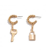 Wholesale Fashion Jewelry Twist C Shape with Lock or Key Pendant Asymmetric Women Earrings - Golden