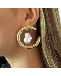 Thick C Shape with Irregular Pearl Pendant Punk Style Women Wholesale Costume Earrings - Golden