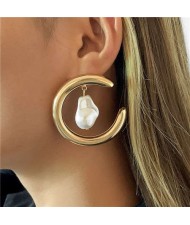 Thick C Shape with Irregular Pearl Pendant Punk Style Women Wholesale Costume Earrings - Golden