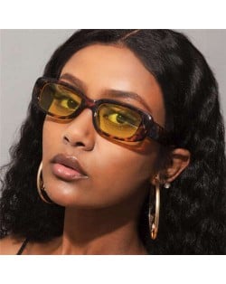 12 Colors Available Vintage Small Rectangular Frame Design U.S. Street Popular Fashion Wholesale Sunglasses