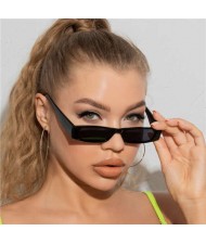 6 Colors Available Mini Frame U.S. High Fashion Street Shot Style Wholesale Sunglasses