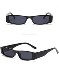 6 Colors Available Mini Frame U.S. High Fashion Street Shot Style Wholesale Sunglasses